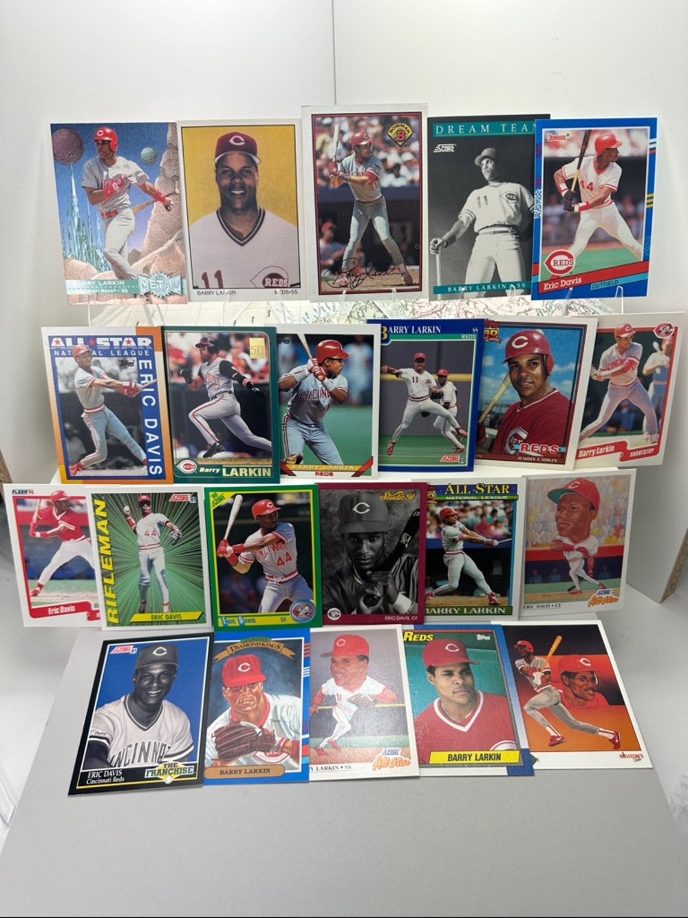 Barry Larkin & Eric Davis Cincinnati Reds vintage lot of 22